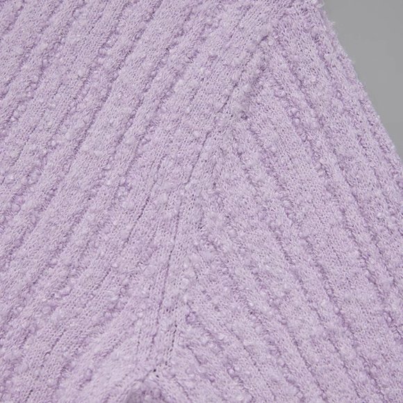 CHICJOC Italian Yarn Eleganza Couture Cardigan: A Symphony of Style and Comfort - Picture 14 of 16